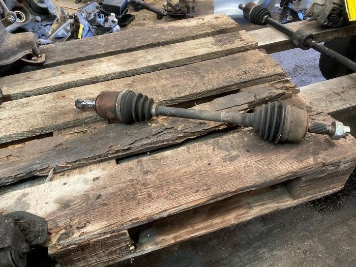 Arbre de transmission avant gauche d'un Opel Corsa, -, Opel, 3 mois de garantie, Utilisé