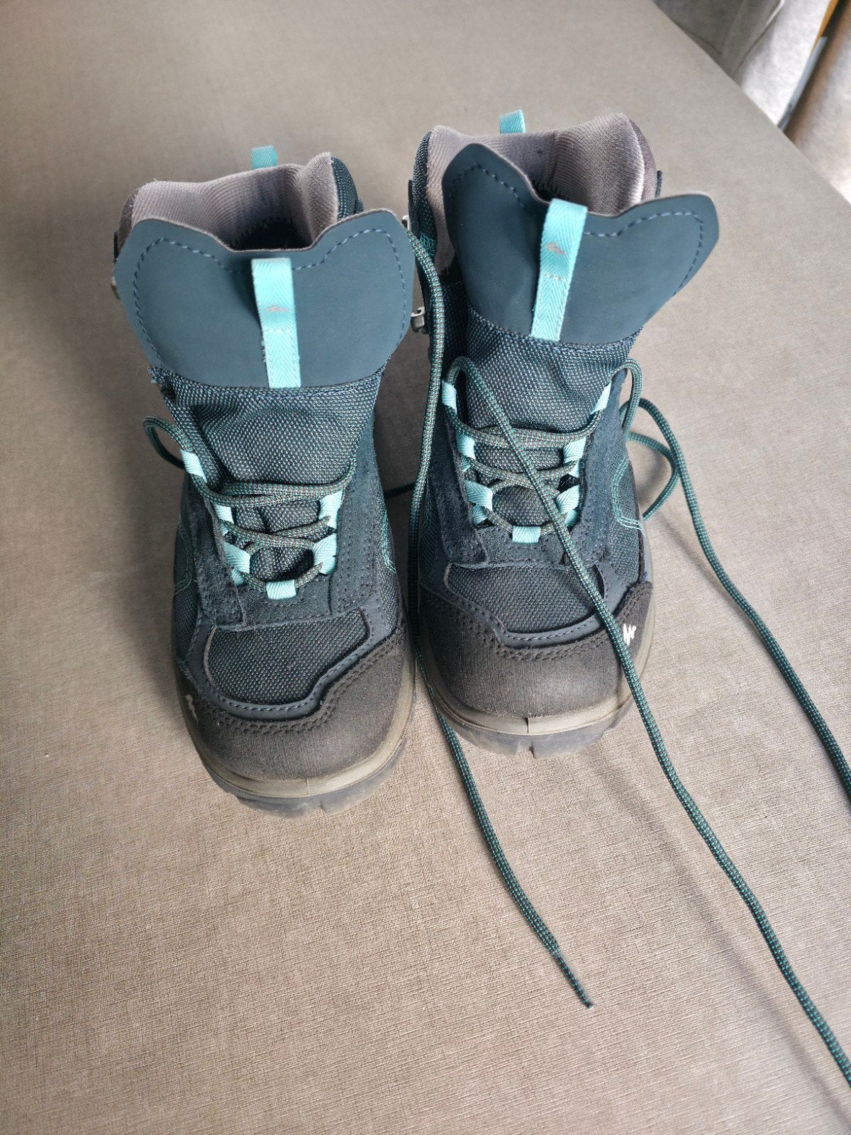 Waterdichte wandelschoenen dames | maat 39 2x gedragen, Ophalen of Verzenden, Zo goed als nieuw, Schoenen