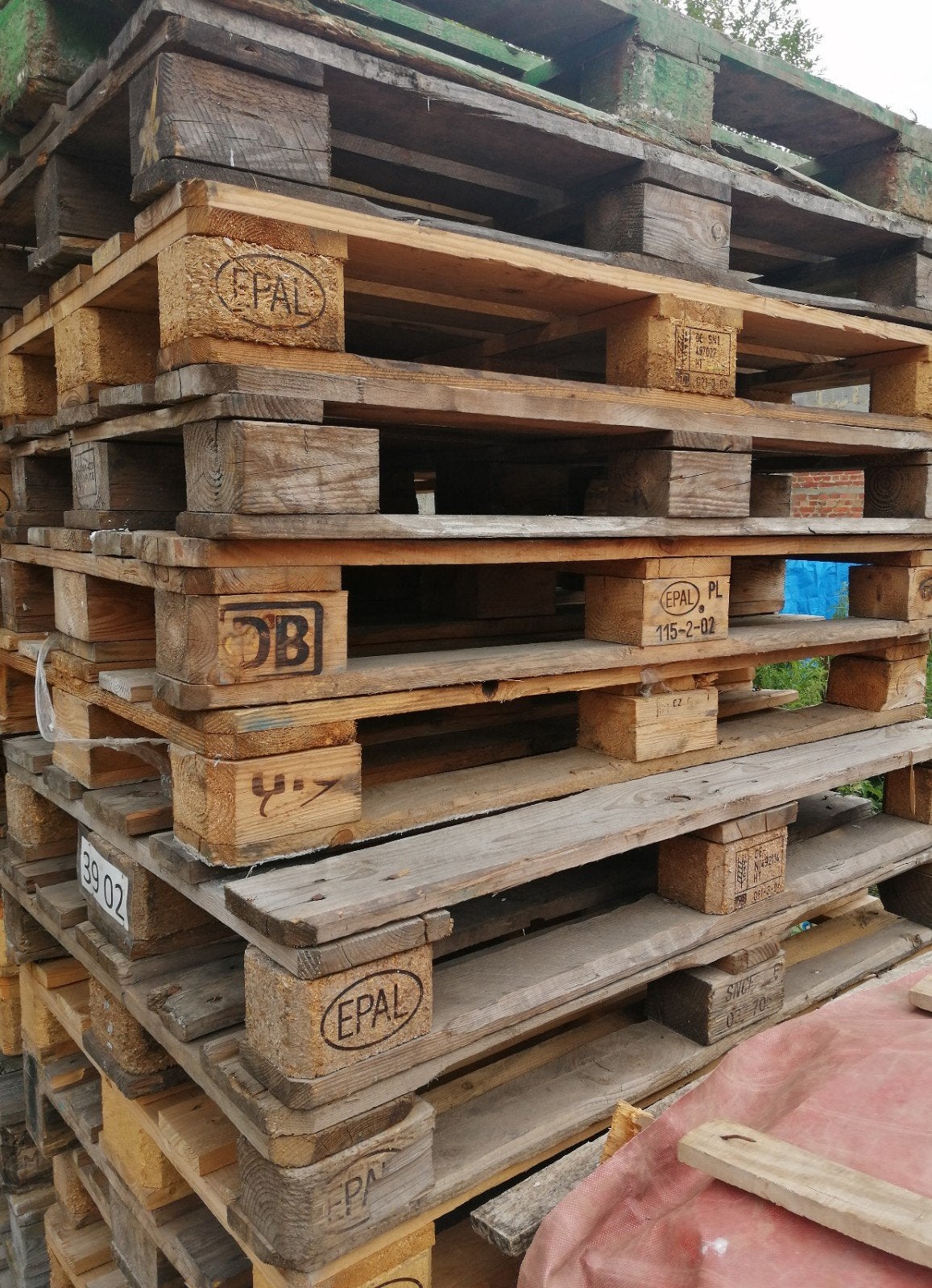 Palettes européennes, Enlèvement, Comme neuf, Autres types
