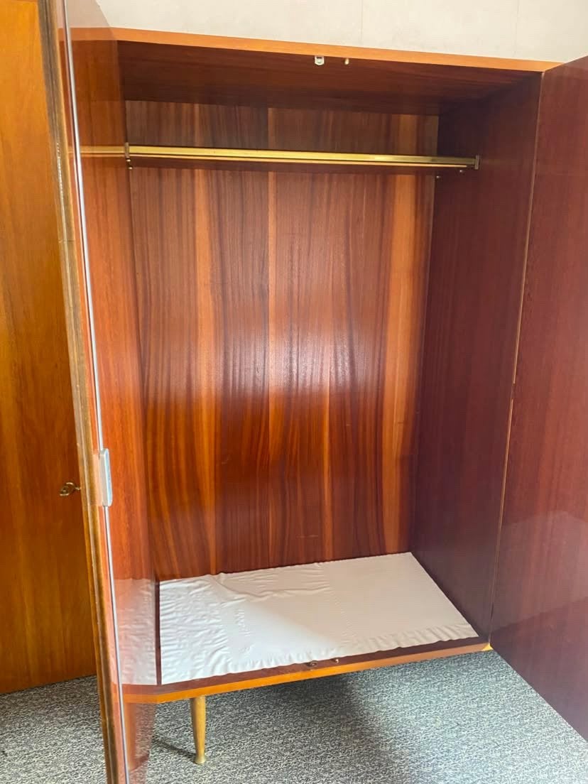 Garde robe en palissandre, Maison & Meubles, Armoires | Penderies & Garde-robes, Enlèvement, Comme neuf