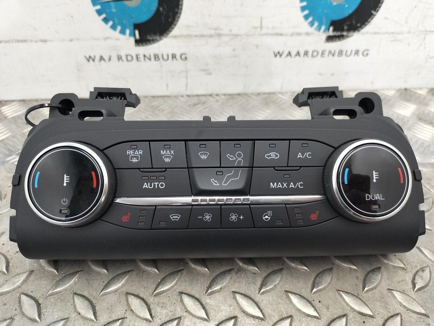 FORD KUGA ST-LINE BLACK EDITION PHEV KACHEL BEDIENINGSPANEEL, Ophalen of Verzenden, Gebruikt, ARN erkend