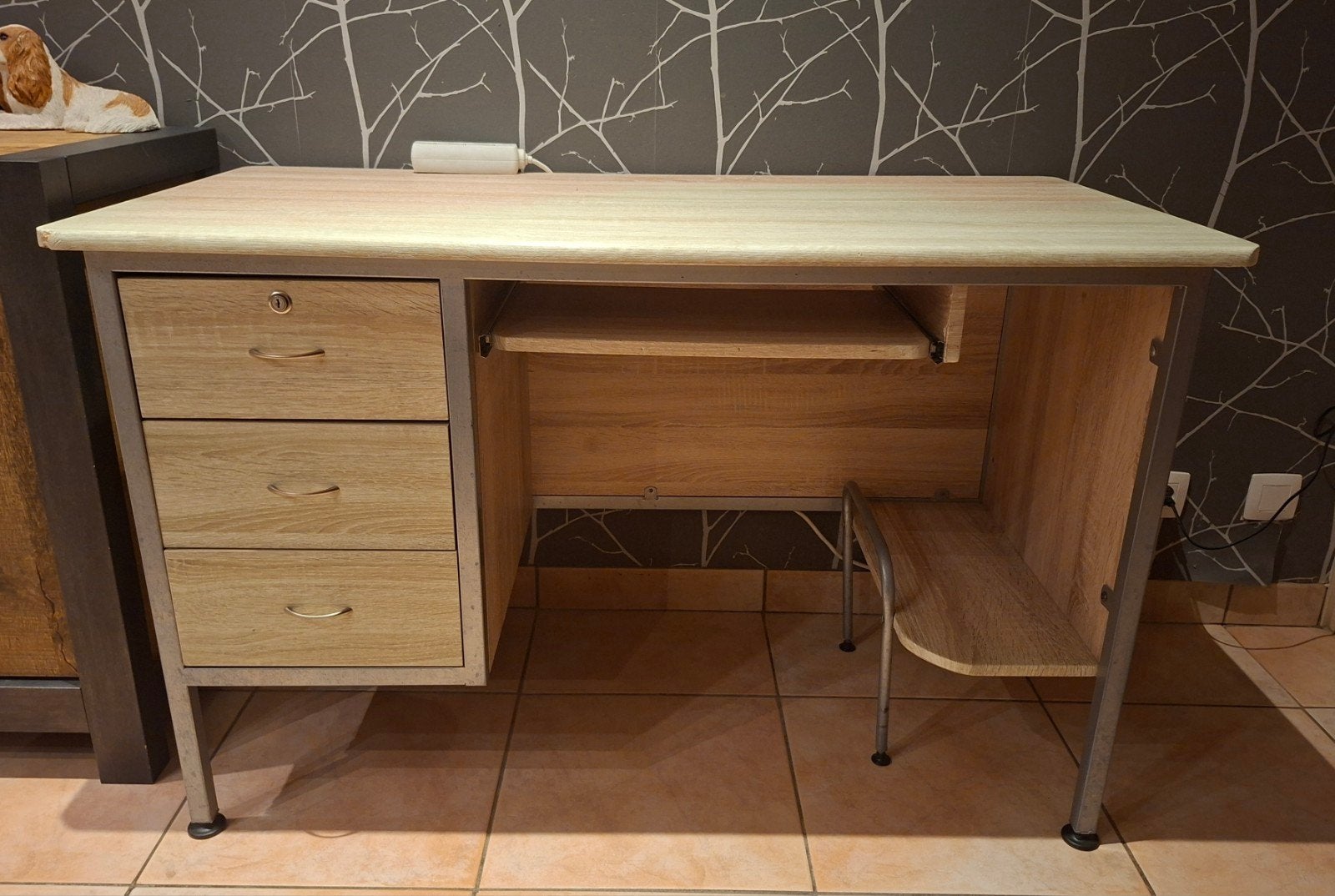 Bureau, Ophalen, Gebruikt