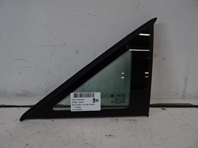 VITRE LATERALE ARRIÈRE DROIT Opel (90229178), Opel, Opel Automobile GmbH, Utilisé, Kontakt-opel@opel.com