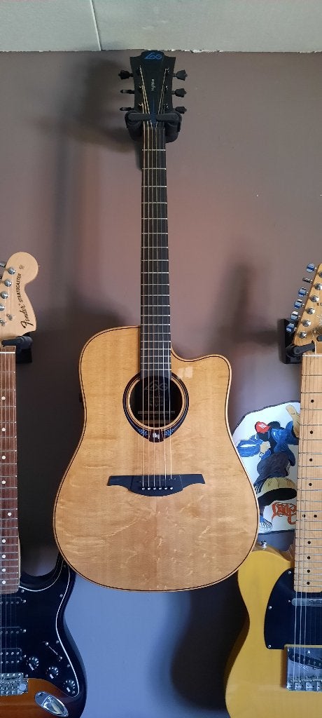 LAG THV30DCE, Musique & Instruments, Enlèvement, Comme neuf, Guitare Western ou Guitare Folk, Avec capteur (piezo)