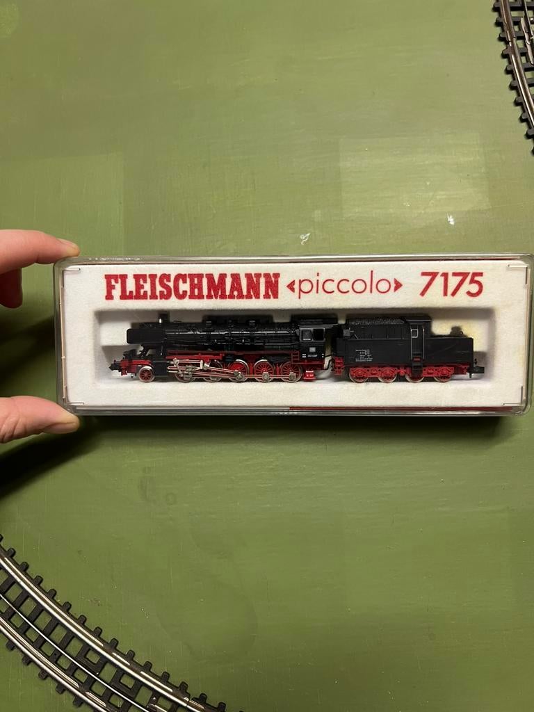 Fleischmann Piccolo 7175 stoomtenderlocomotief schaal N, Hobby en Vrije tijd, Ophalen of Verzenden, Zo goed als nieuw, Locomotief