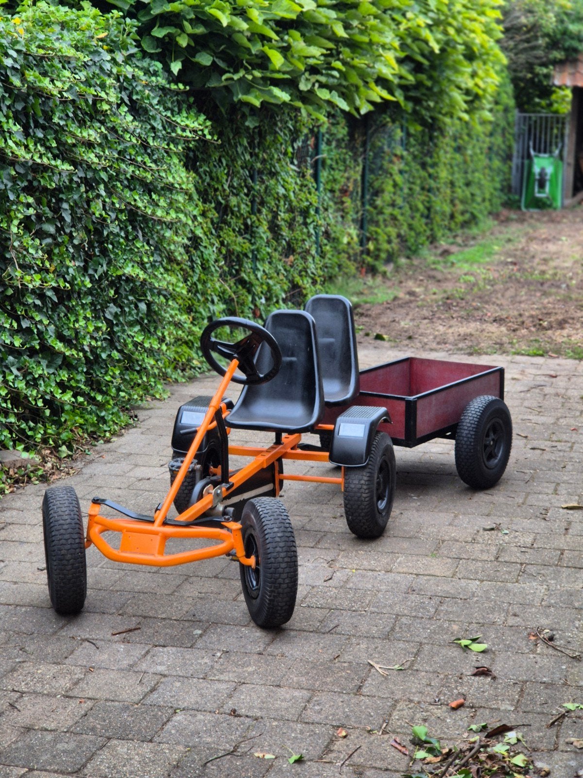 Berg skelter/gocart met twee zitjes + kipper/kipkar, Ophalen, Zo goed als nieuw, Berg, Duozit