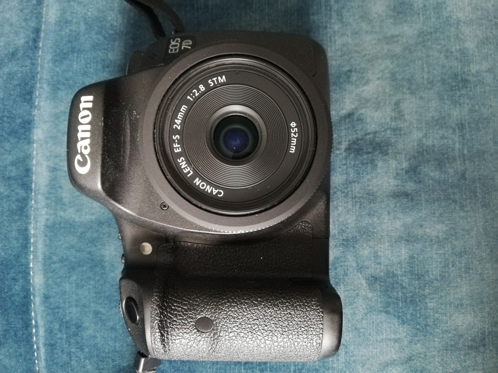 Canon EOS 7d, objectif Canon Efs 24 mm 2.8 STM, chargeur, sa, TV, Hi-fi & Vidéo, Enlèvement ou Envoi, Comme neuf, Reflex miroir
