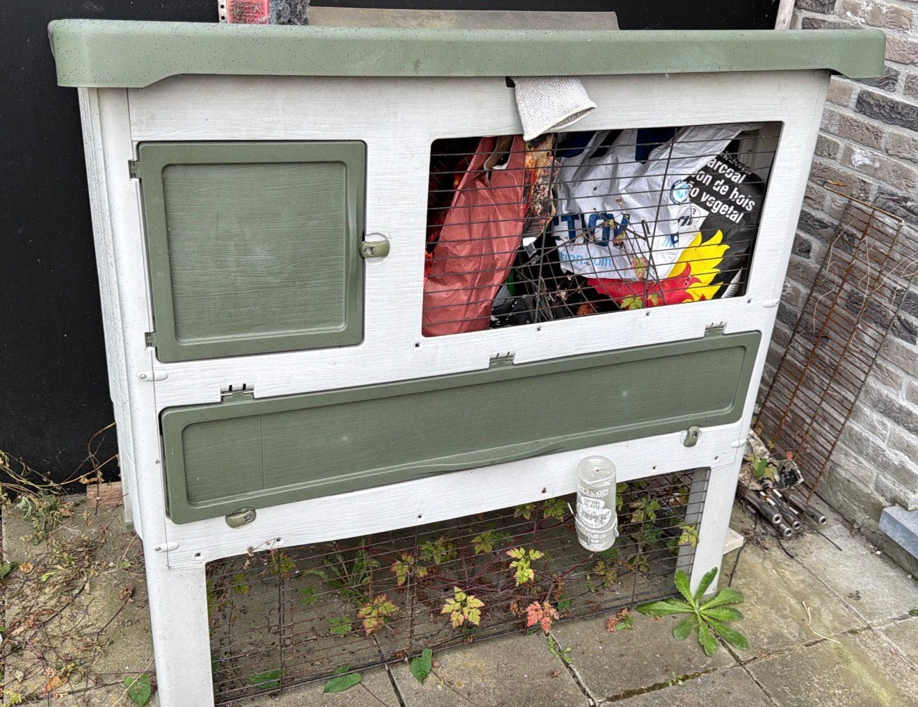 Konijnhok, Ophalen, Zo goed als nieuw
