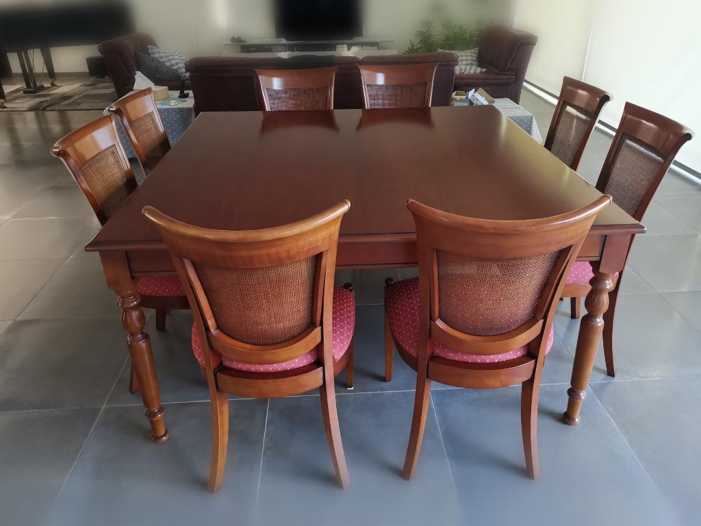 Massieve tafel en stoelen, Huis en Inrichting, Ophalen, Gebruikt, Klassiek, 6 tot 8 stoelen