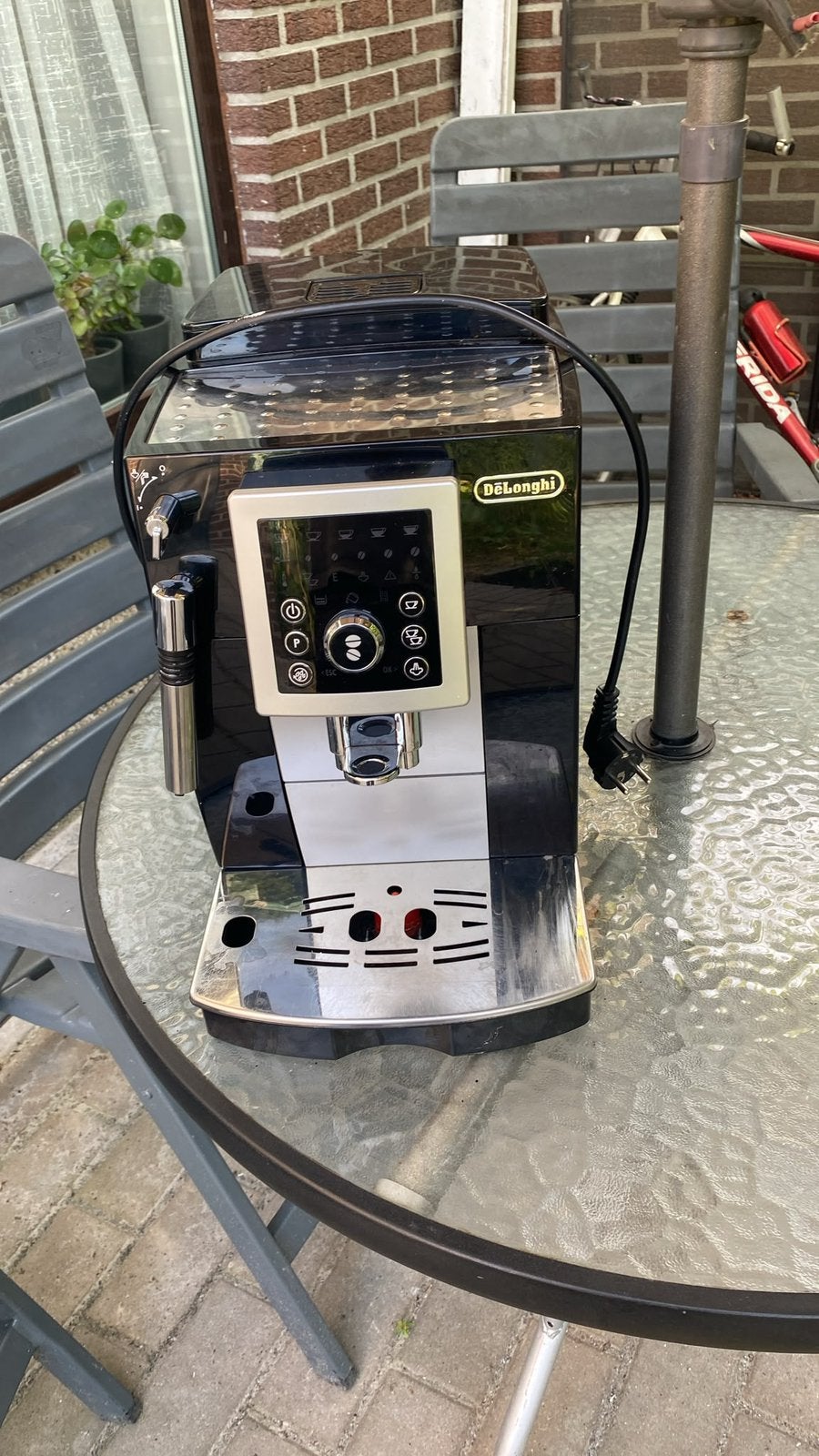 Delonghi koffiezetapparaat, Elektronische apparatuur, Ophalen, Zo goed als nieuw