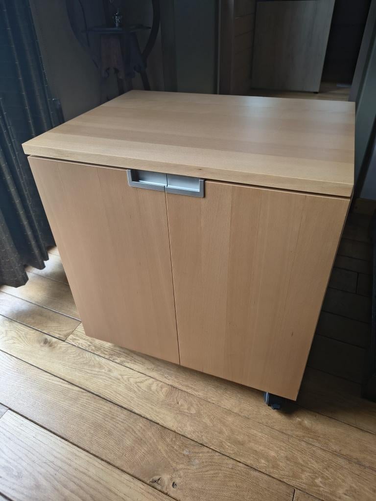 Meuble de bureau pratique sur roulettes, Maison & Meubles, Enlèvement, Avec roues, Comme neuf, Bureau-armoire combiné