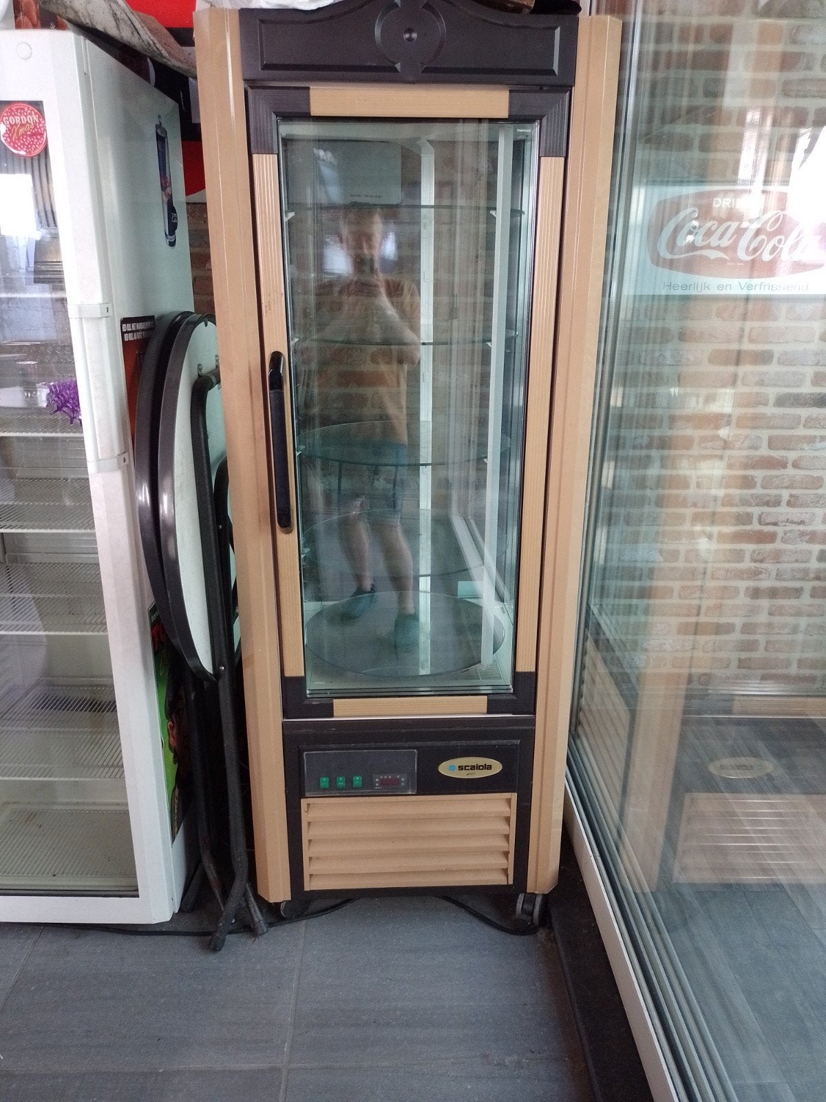 Scaiola frigo ., Elektronische apparatuur, Ophalen