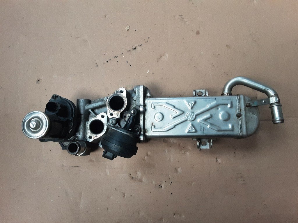 VANNE EGR Volkswagen Golf VI (5K1) (30L131512BJ), Autos : Pièces & Accessoires, Systèmes d'échappement, Volkswagen, Mevr. I. Hauben