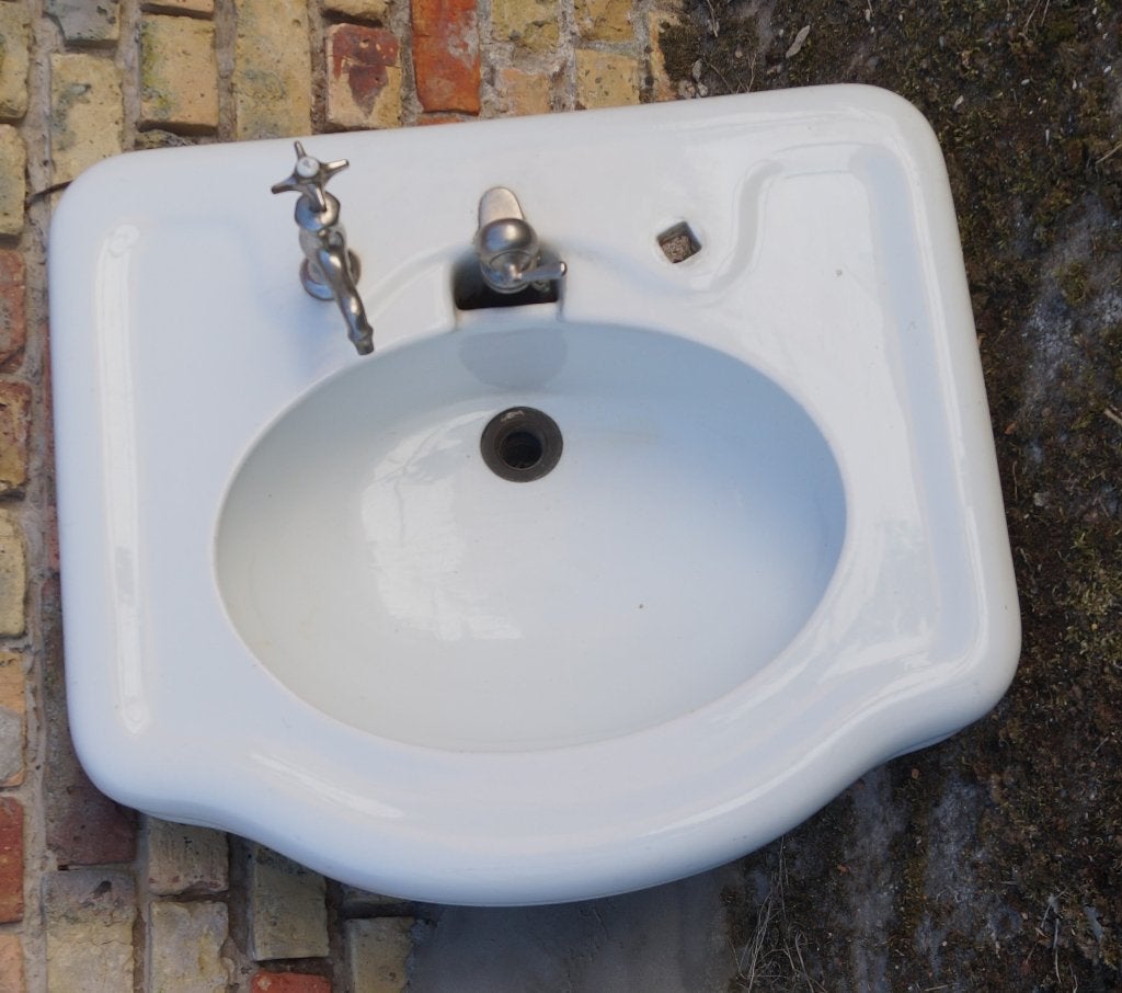 lavabo ancien Sphinx, Enlèvement
