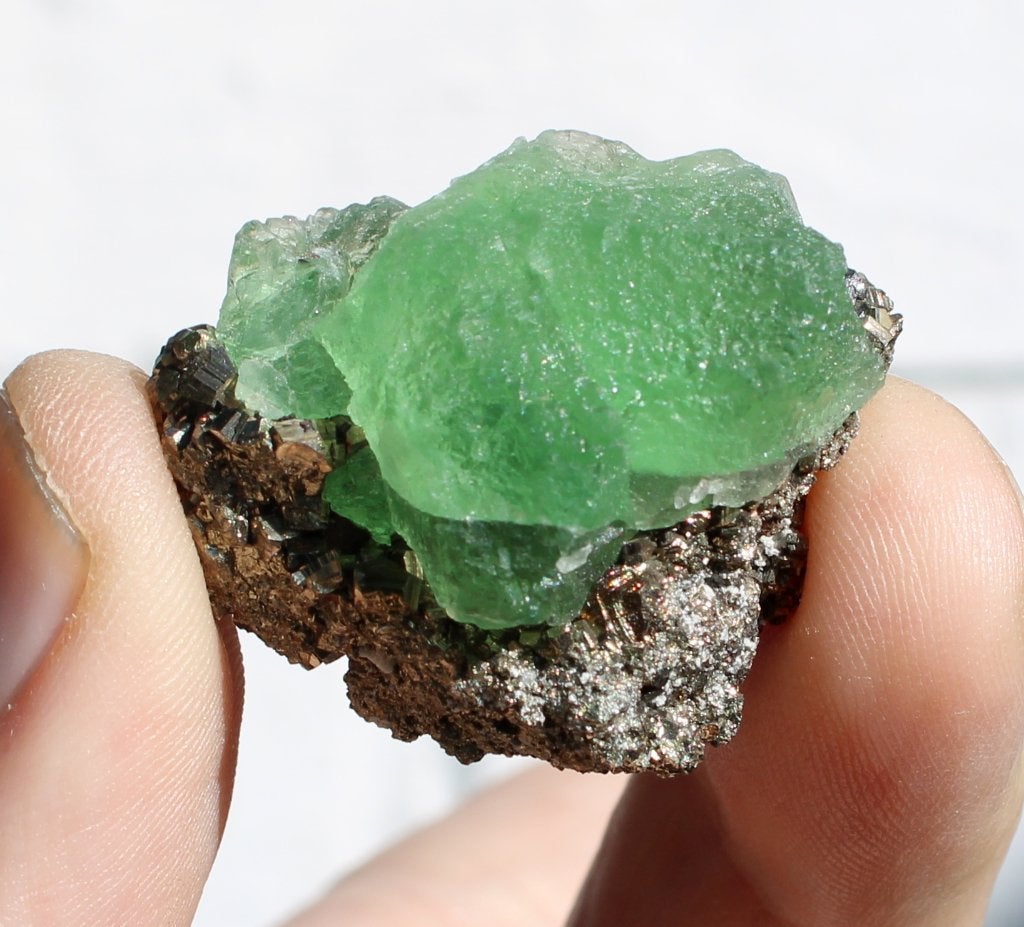 FLUORITE et PYRITE provenant de la mine de Milpo au PÉROU, Collections, Enlèvement ou Envoi, Minéral
