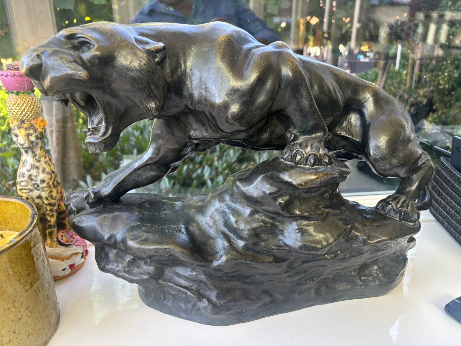 Antiek bronzen tijger gesigneerd T.Cartier, Tuin en Terras, Waterpartijen en Fonteinen, Ophalen, Zo goed als nieuw