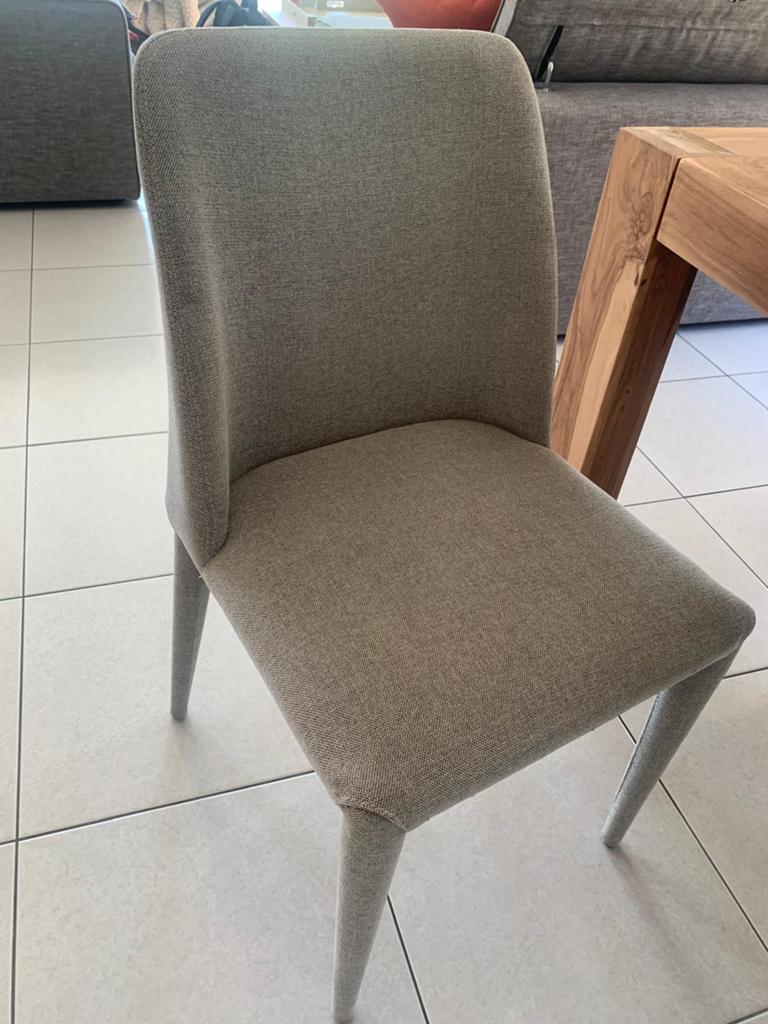 4 kwaliteitsvolle eetkamerstoelen, Enlèvement, Comme neuf, Gris, Tissus