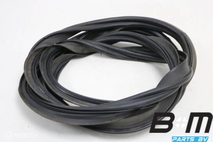Achterkleprubber Audi A6 4G Avant 4G9827705D, Gebruikt