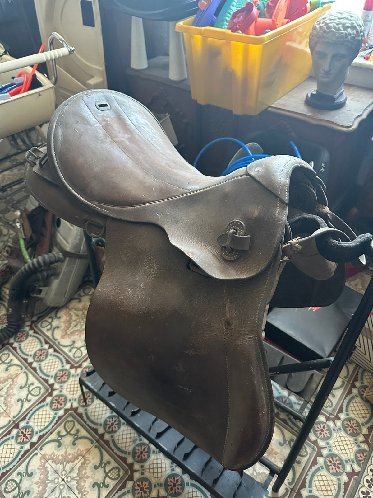 Selle allemand ww2, Enlèvement