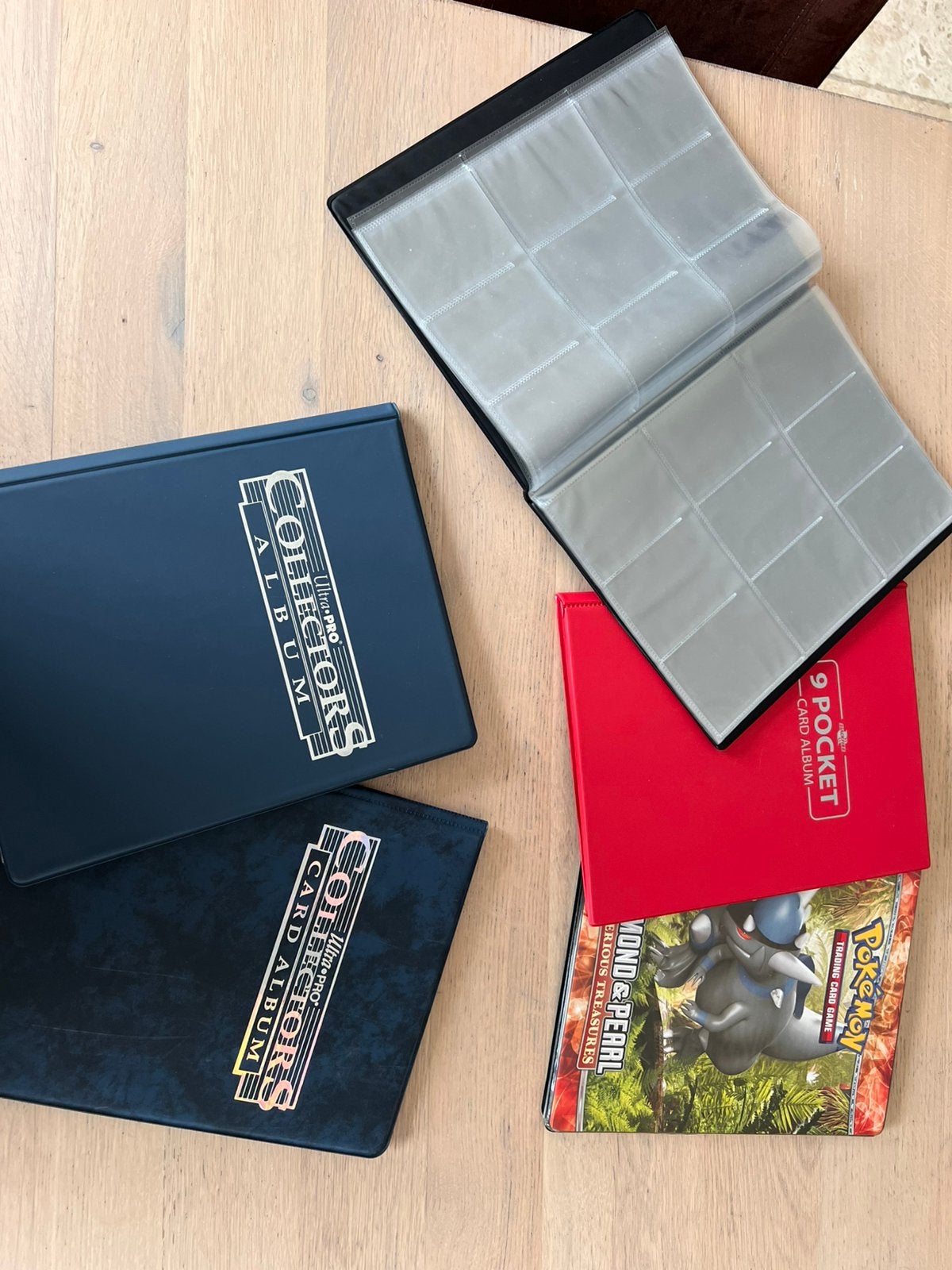 9 pocket collector albums €7 het stuk, Hobby & Loisirs créatifs, Enlèvement ou Envoi