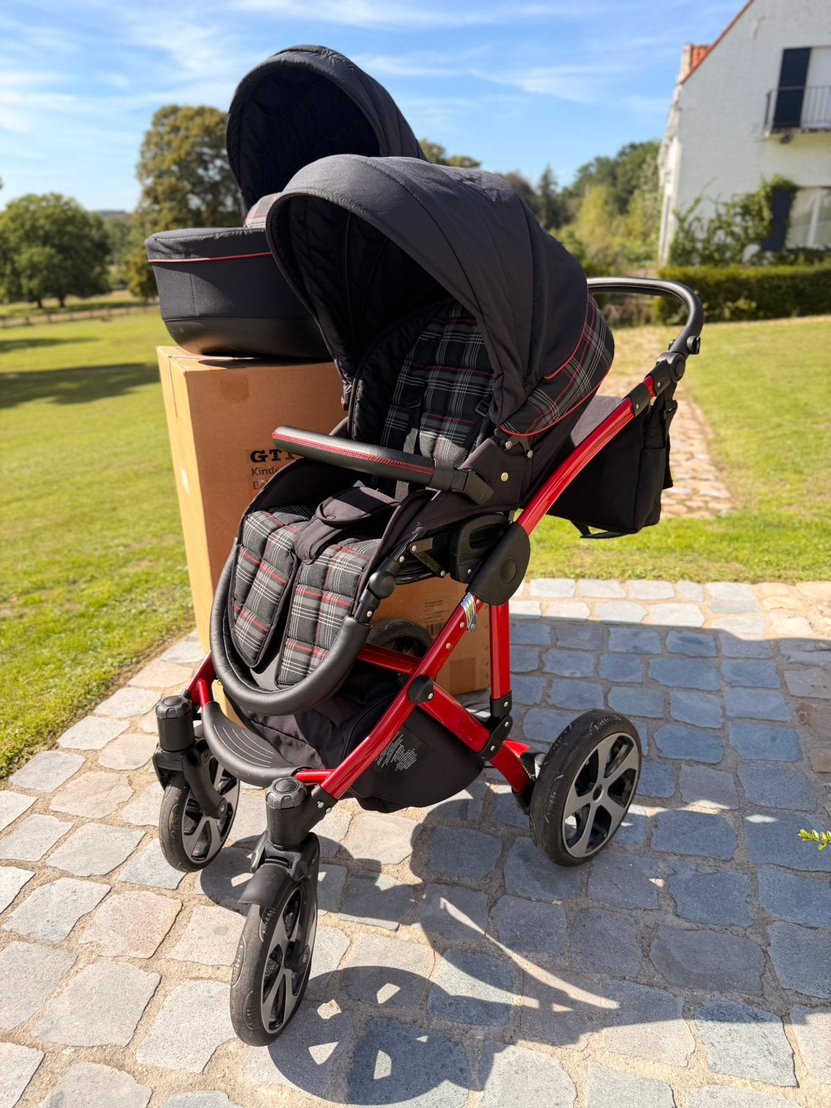 Berceau VW GTI + poussette + tous les accessoires, Enlèvement, Comme neuf, Protection de pluie