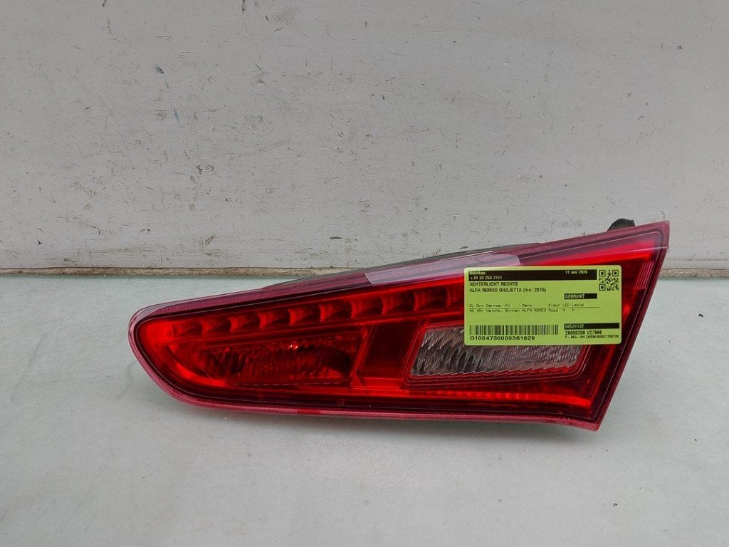 FEU ARRIÈRE DROIT Giulietta (940) (|50513400|50531132|), Autos : Pièces & Accessoires, Éclairage, Stellantis Europe S.p.A, IPC D1-09 Bahnhofsplatz
65423  Rüsselsheim am Main, DE