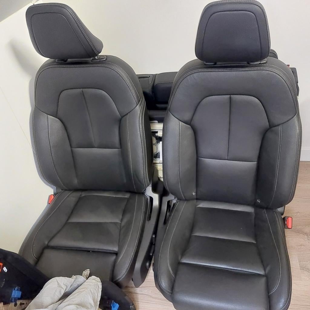Volvo xc 40 leder bekleding, Auto-onderdelen, Ophalen, Volvo