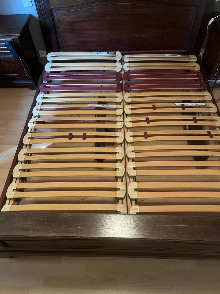 bed met 2 verstelbare lattenbodems, Huis en Inrichting, Slaapkamer | Bedden, Ophalen, Bruin, Tweepersoons, Klasiek