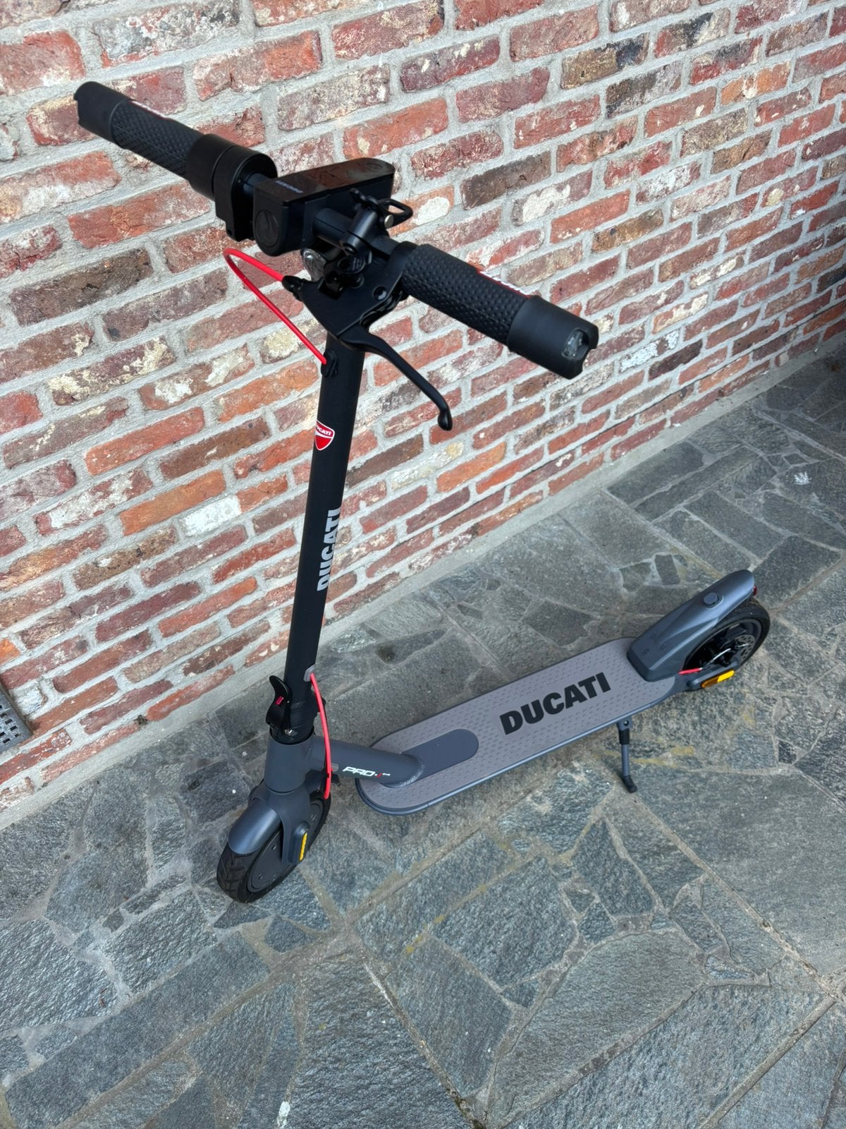 Top Ducati Elektrische Step, Fietsen en Brommers, Steps, Ophalen, Nieuw, Elektrische step (E-scooter), Ducati