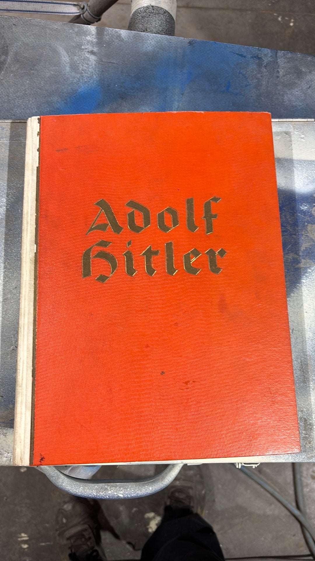 Livre, Enlèvement