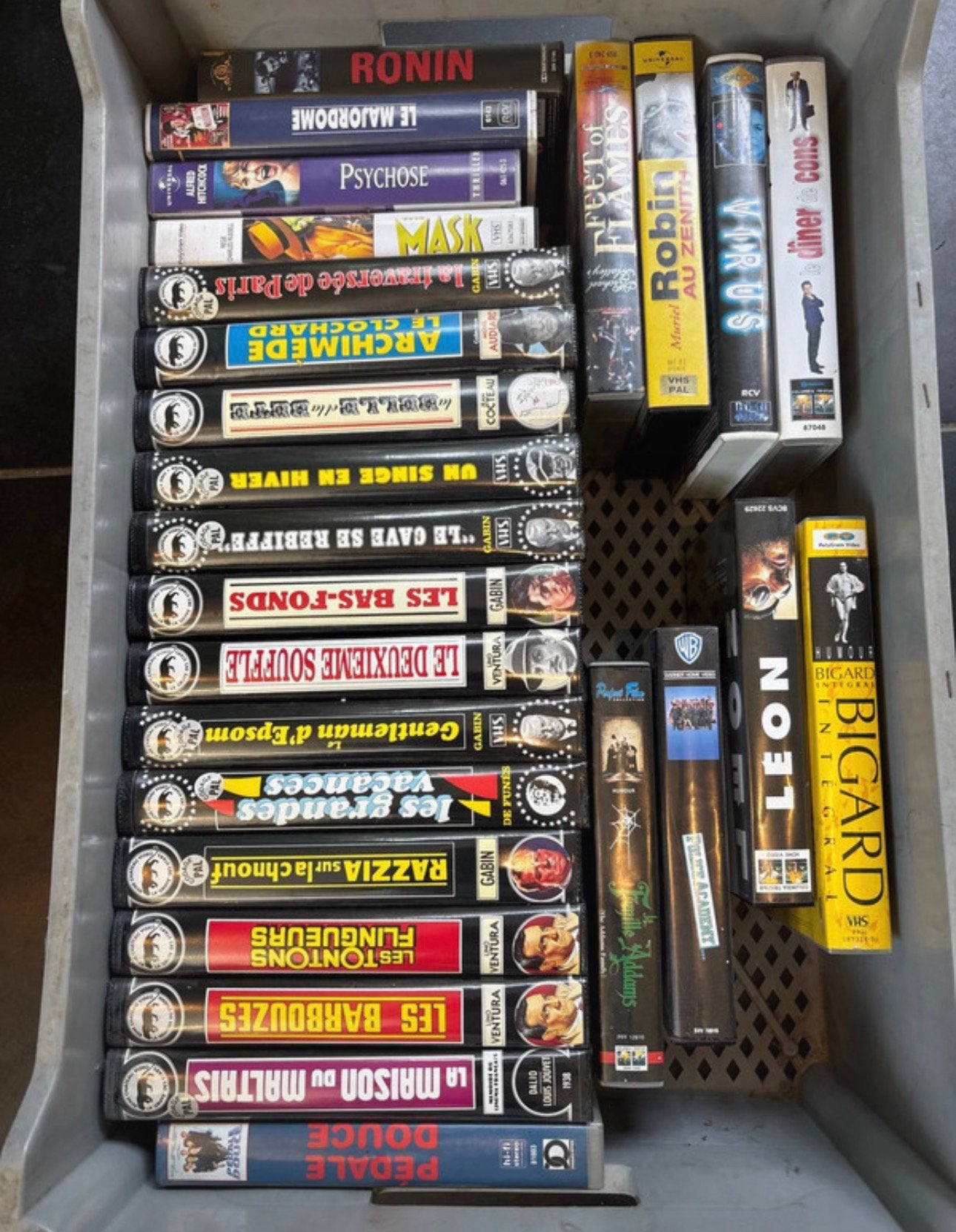 Cassettes VHS ( minimum par 3 si envoi), CD & DVD, VHS | Film, Enlèvement ou Envoi, Utilisé, Français, VHS