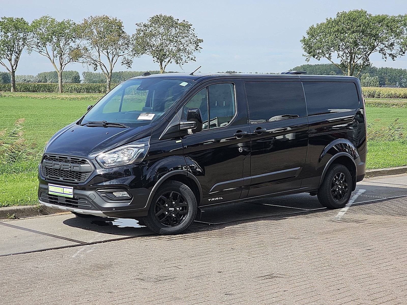 Ford Transit Custom 300 2.0 TDCI L1H2 Limited WF0ZXXTTGZMU02, Auto's, Voorwielaandrijving, Adaptive Cruise Control, Zwart, 4 cilinders