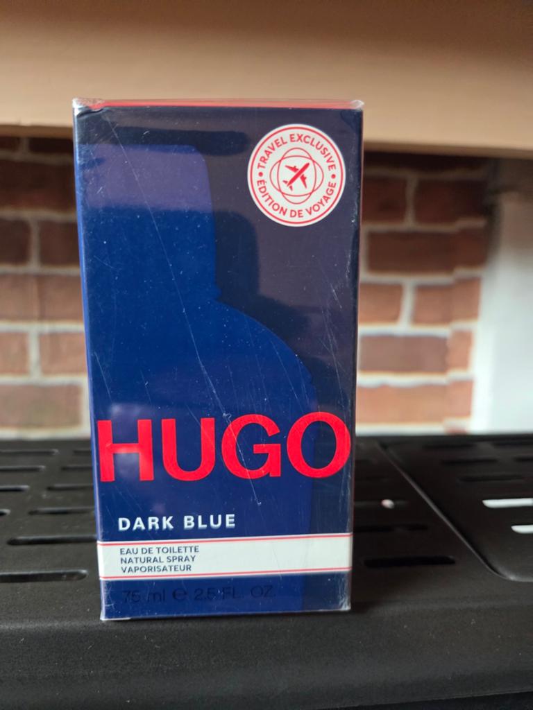 Hugo Boss — HUGO Donkerblauw

75ml NIEUW, Ophalen