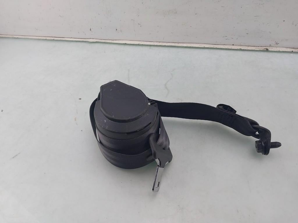 CEINTURE DE SECURITE ARRIERE GAUCHE Lodgy (JS / SD0J), Dacia, Renault Deutschland AG, Utilisé, Peter-Huppertz-Straße 5
51063  Köln, DE
