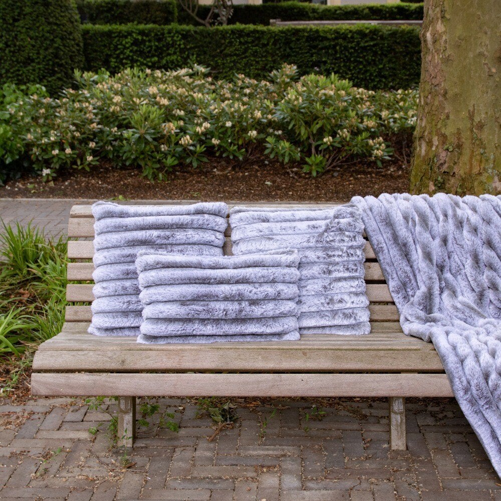 Nieuwe Plaid deken konijn grijs brede rib 180x130 flamant, Maison & Meubles, Accessoires pour la Maison | Plaids & Couvertures