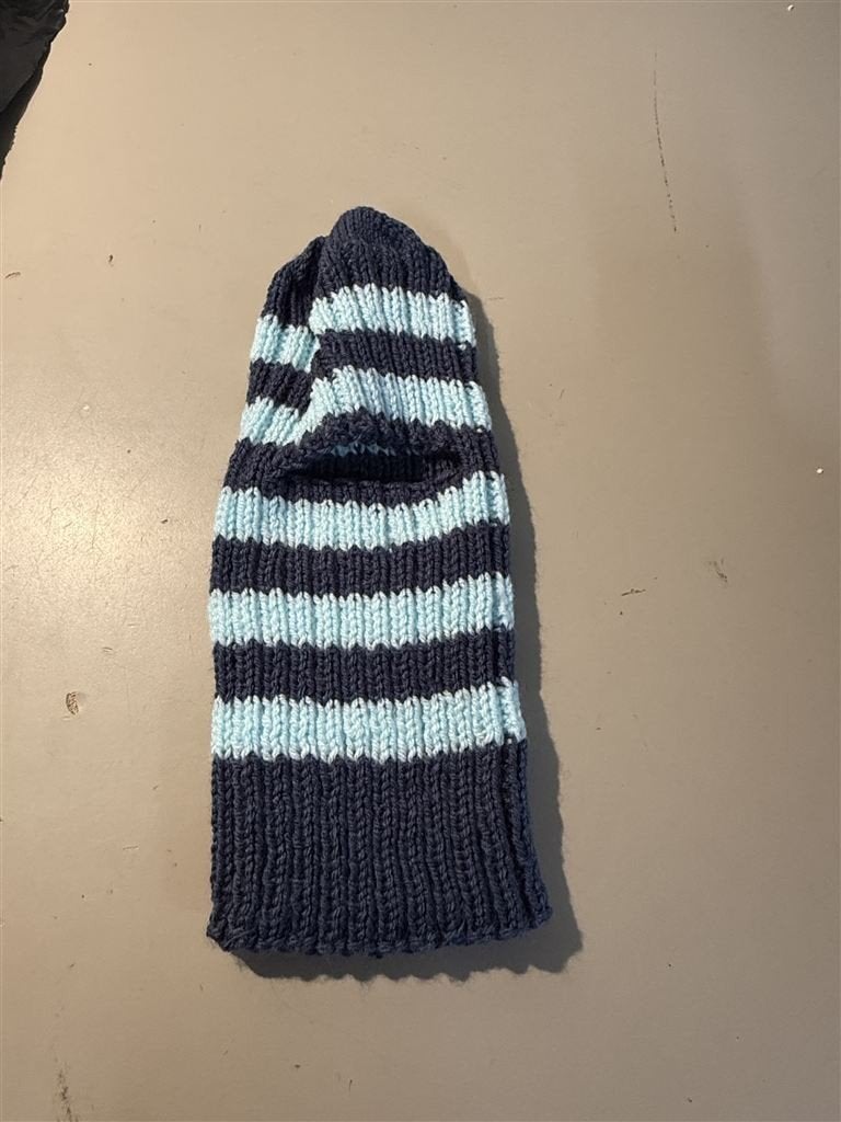 bivakmuts unisex. Donkerblauw/lichtblauw gestreept, Enlèvement ou Envoi, Neuf