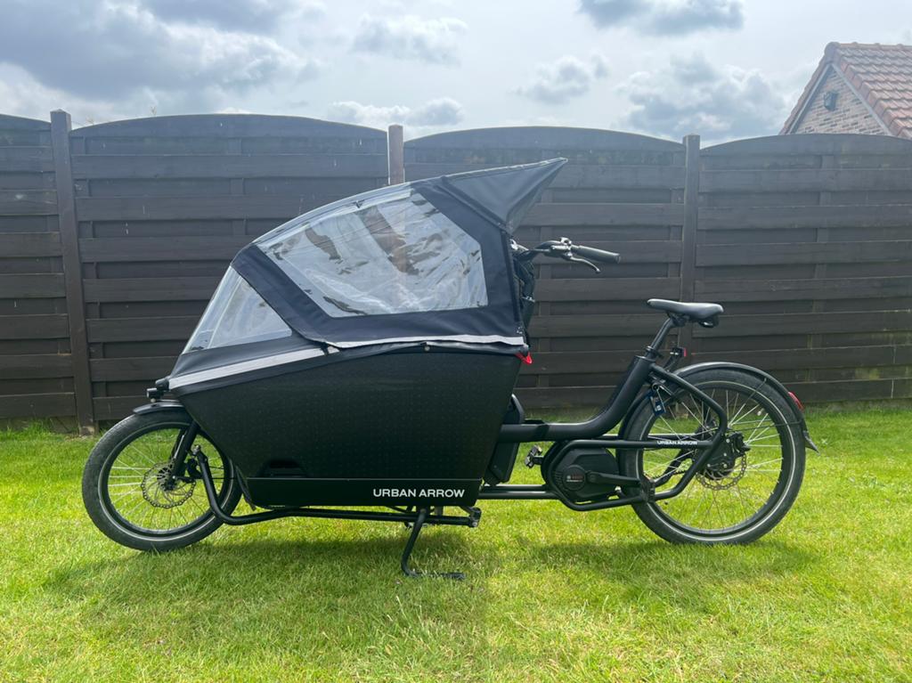 Elektrische bakfiets, urban Arrow, met garantie en factuur, Vélos & Vélomoteurs, Vélos | Vélos avec bac, Comme neuf, Enlèvement