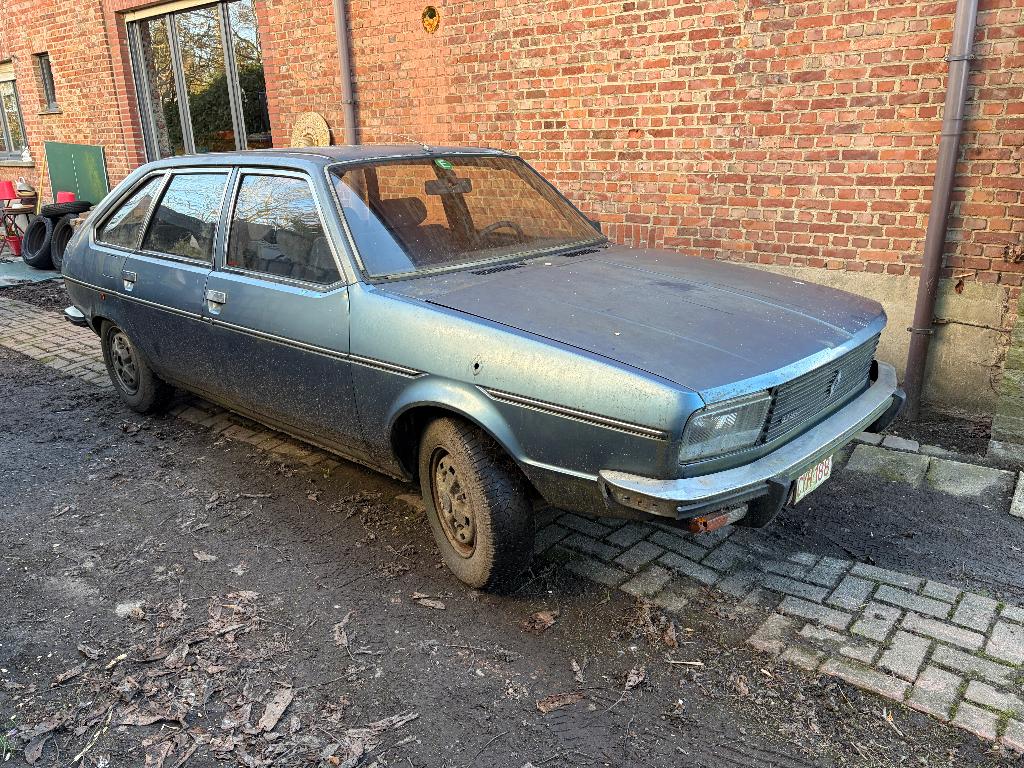 R20, 2200CC, Particulier, Te koop