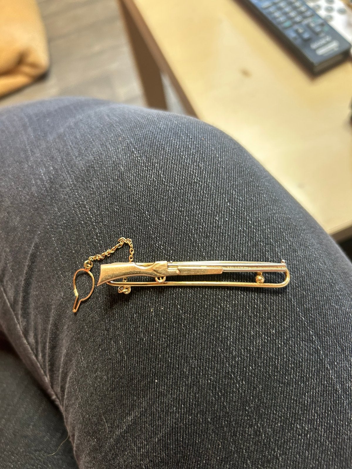 Millerio j 230 18-karaats gouden dasspeld, Ophalen of Verzenden, Zo goed als nieuw