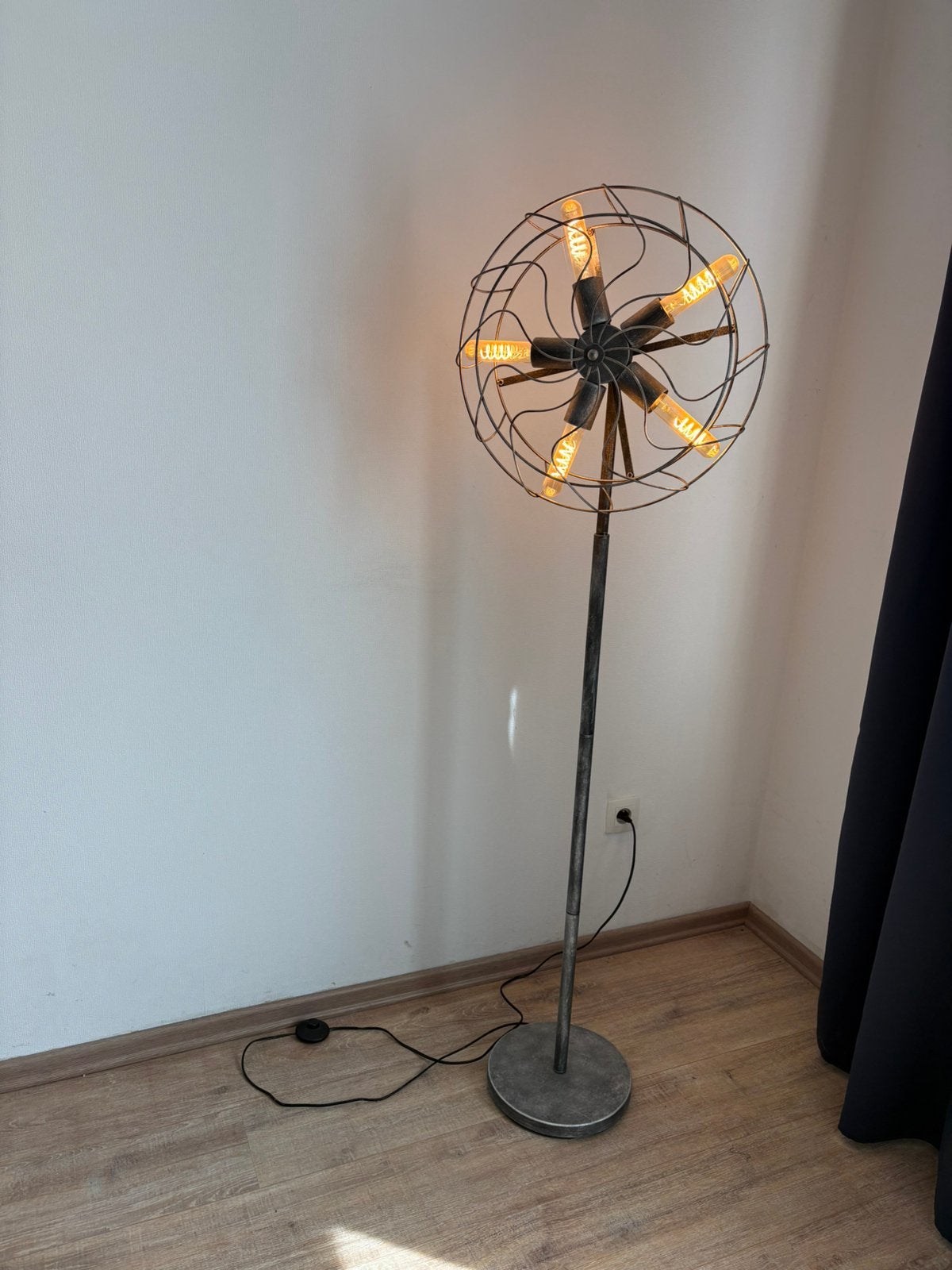 Industriële Vloerlamp Ventilator-stijl, Enlèvement, Comme neuf, Métal