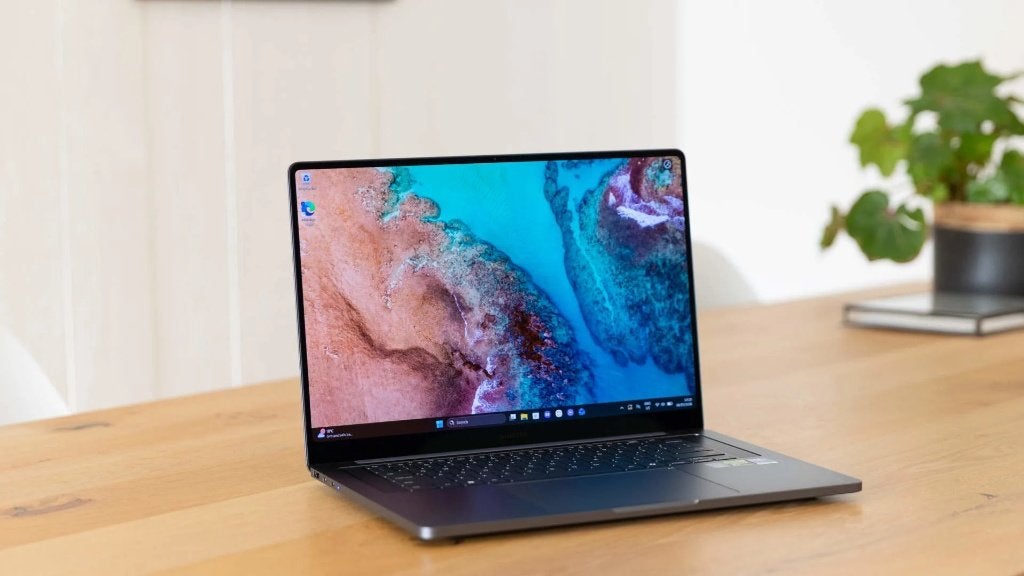Samsung Galaxy Book6 Ultra 32GB RAM Intel ULTRA 7 RTX5070, Ophalen, Intel core Ultra 7 356H, 32 GB, Zo goed als nieuw