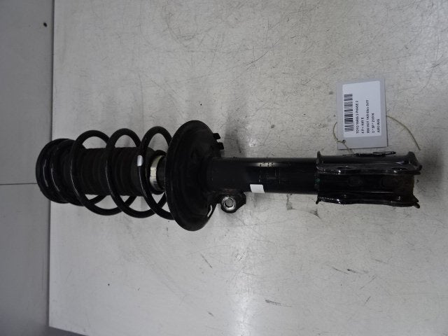 AMORTISSEUR OU ABSORBEUR DE CHOC AVANT GAUCHE Toyota (48520), Utilisé, Toyota
