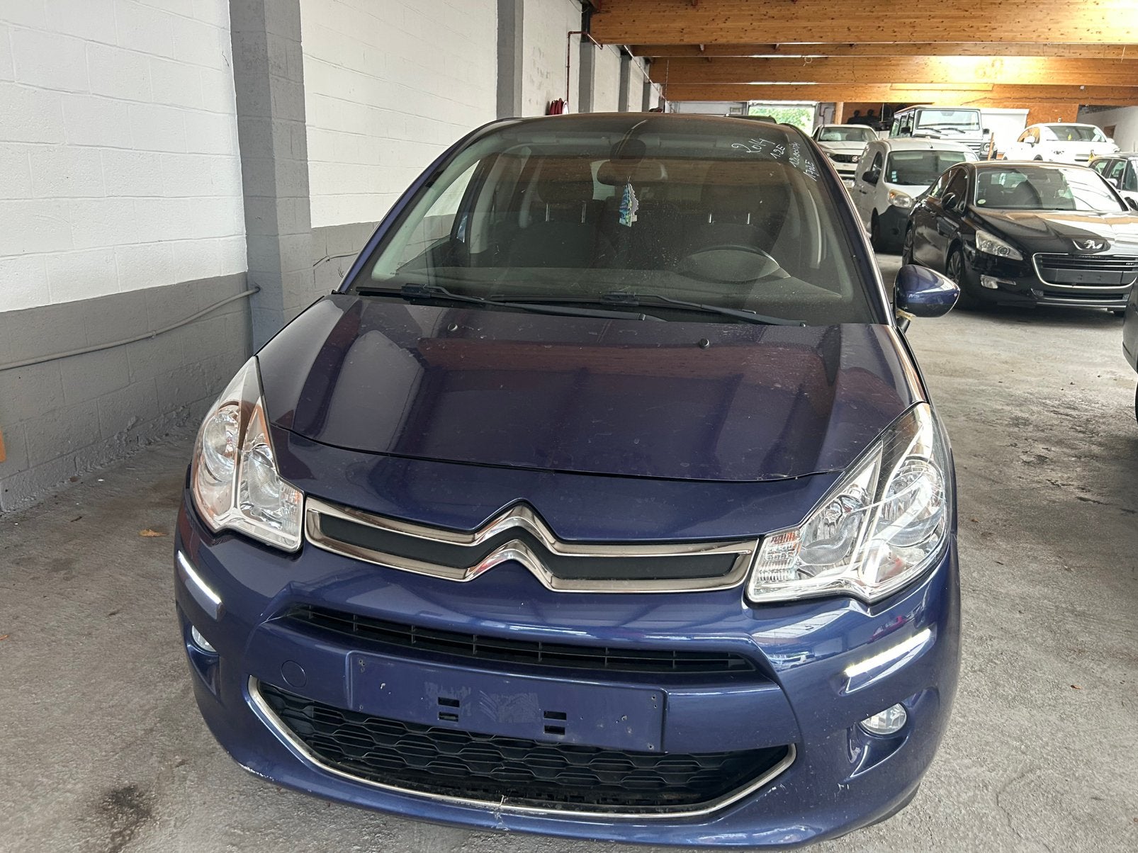 Citroën c3 exclusive 1.2e 2014 120000km, Blauw, Bedrijf, C3, Parkeercamera