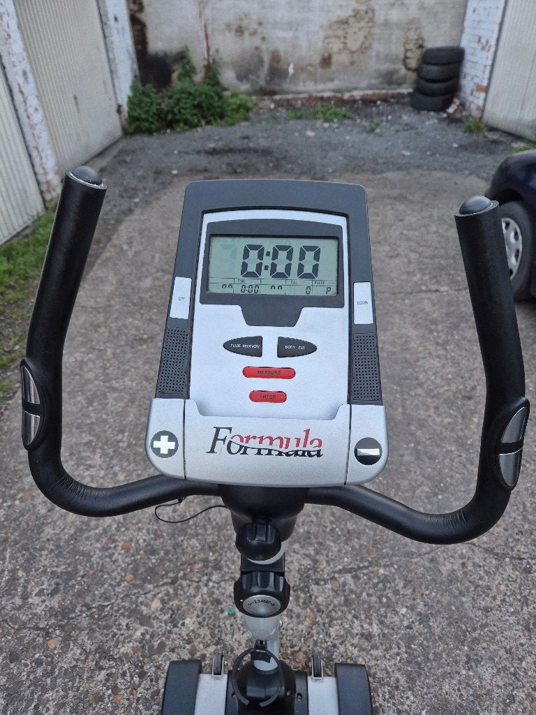 Vélo d'exercice « Formula » - comme neuf !, Vélos & Vélomoteurs, Vélos | VTT & Mountainbikes, Enlèvement ou Envoi, Comme neuf