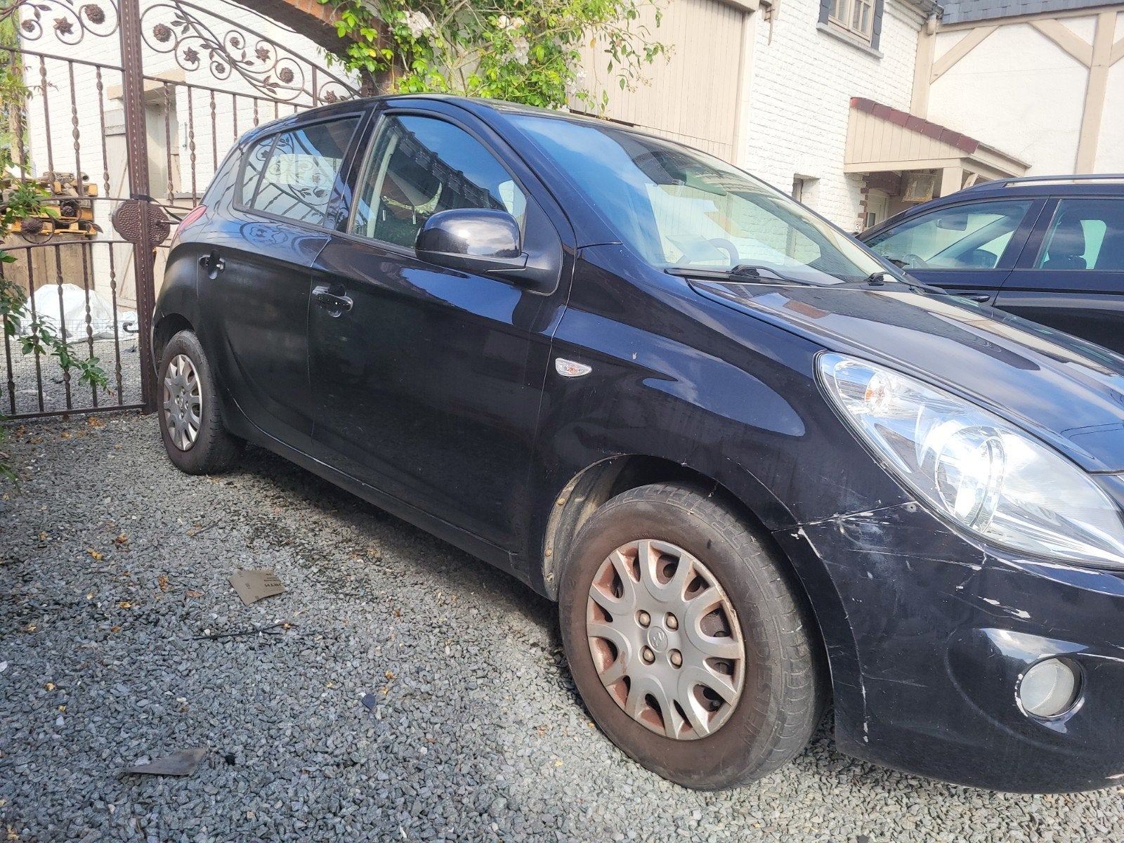 Hyundai  i20 export ou pour pieces, Autos, Hyundai, Particulier, i20, Toit ouvrant, USB, Essence, Euro 4, 5 portes, Boîte manuelle