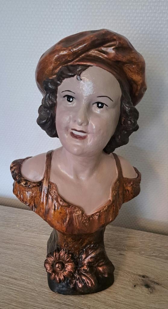 Art Nouveau beeld buste gipsvrouw met baret G. Carli, Verzamelen, Beelden en Beeldjes, Ophalen of Verzenden