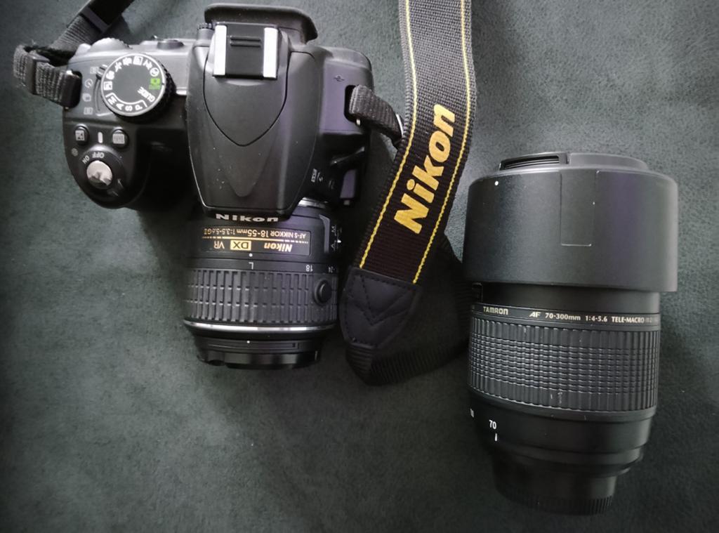 Nikon D3100 camera, Nikon 18-55mm VR, Tamron 70-300mm tele, Ophalen of Verzenden, Zo goed als nieuw, Spiegelreflex, Nikon