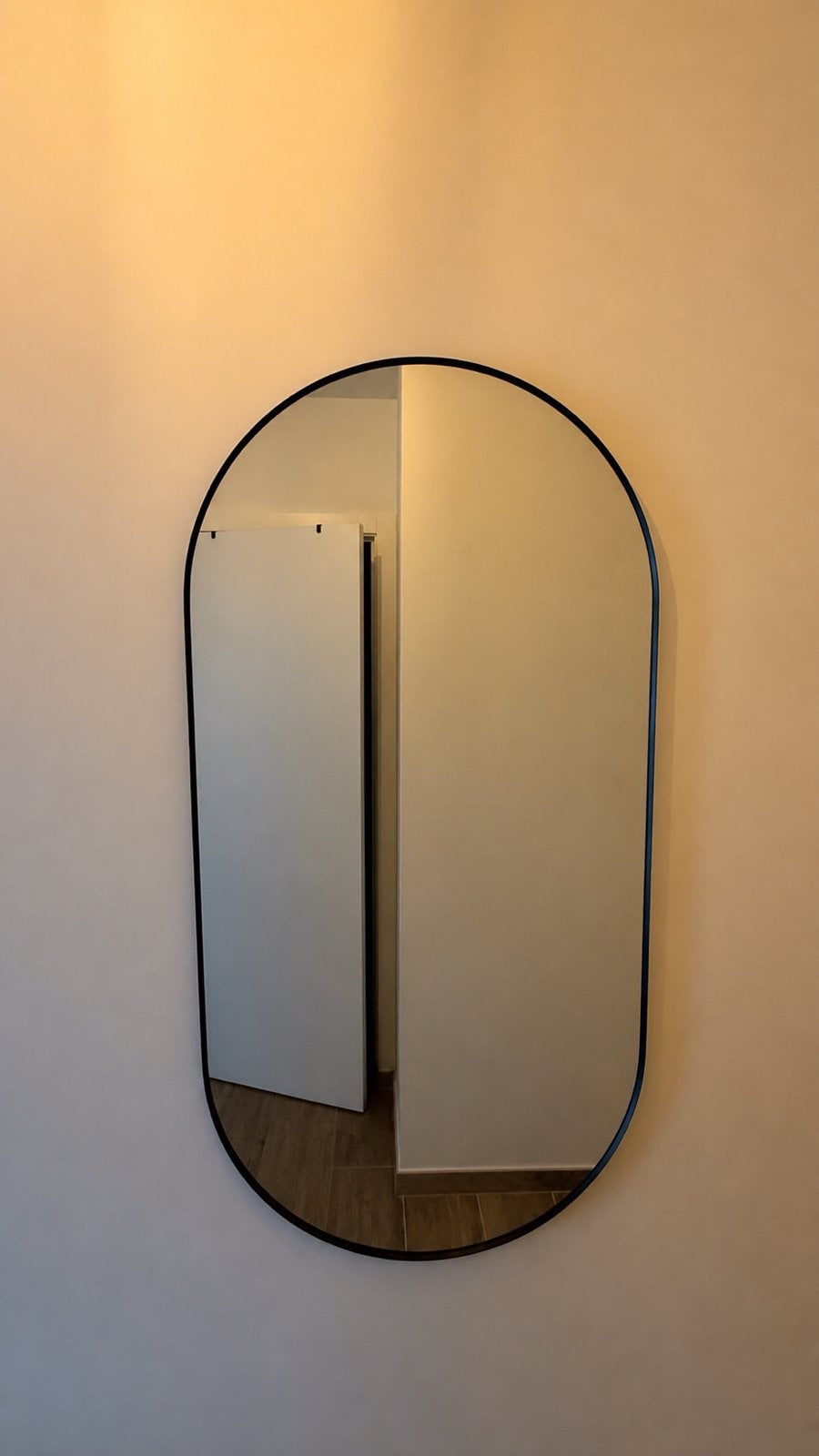 Design spiegel, Ophalen, Zo goed als nieuw