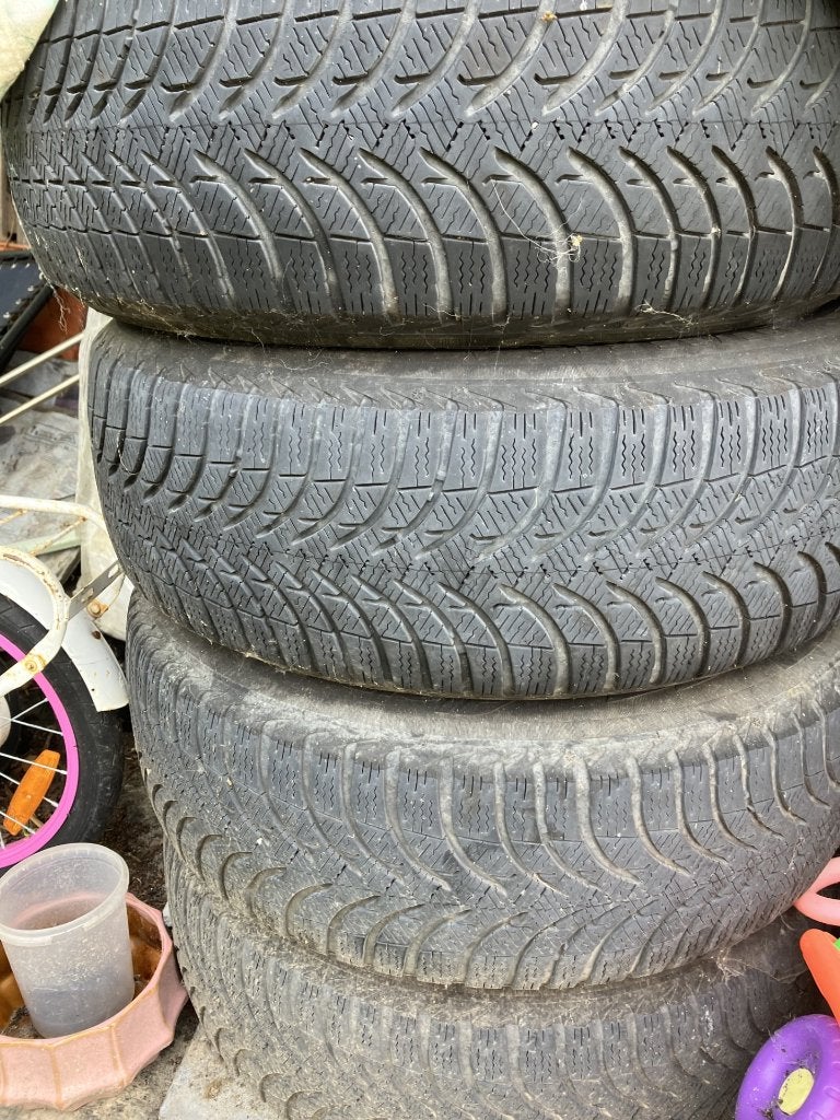 BANDEN 4 STUKS OP STAAL, Auto-onderdelen, Banden en Velgen, Ophalen, Gebruikt, 15 inch, Winterbanden