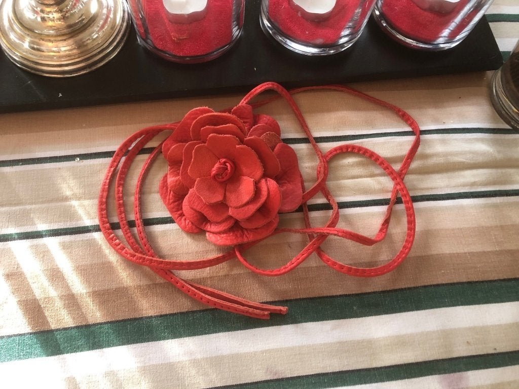 Fleur ceinture en cuir, Vêtements | Femmes, Enlèvement, Neuf, Ceinture, Cuir véritable